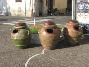 Minori, a De Iuliis quei bidoni proprio non piacciono