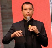Questa sera a Maiori arriva don Luigi Merola, il prete anti camorra